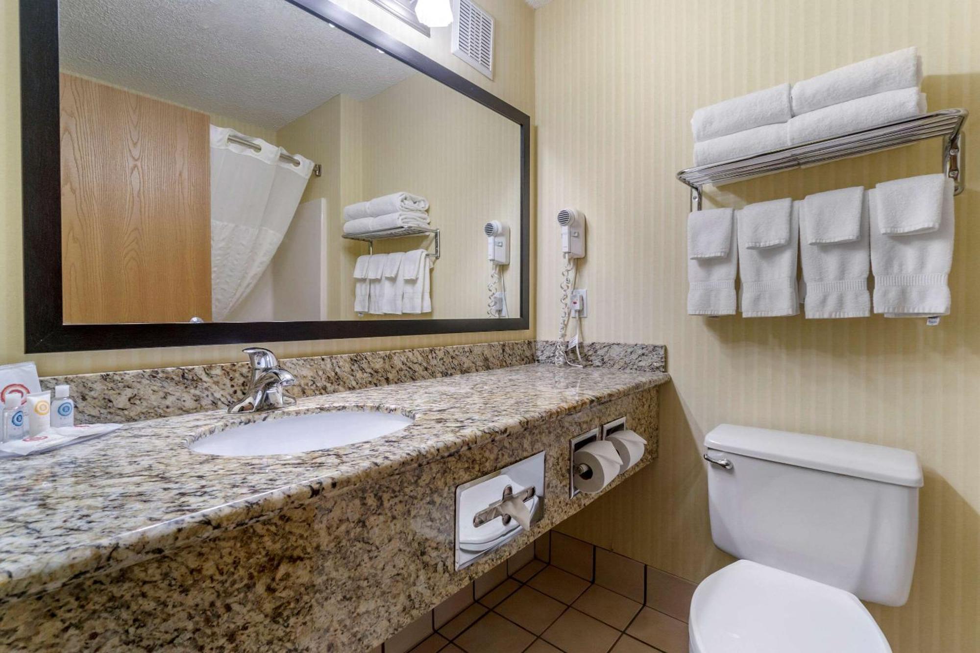 Comfort Inn & Suites Bothell - Seattle North Стая снимка
